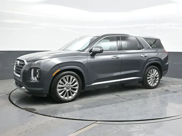Used 2020 Green Hyundai Limited image 5