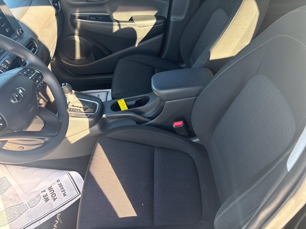 Used 2023 Black Hyundai SEL image 12