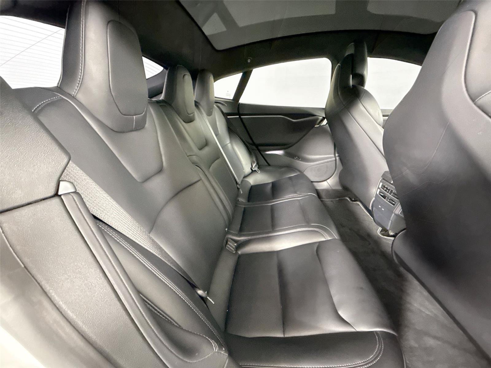 Used 2019 Pearl White Multi-Coat Tesla Performance image 35