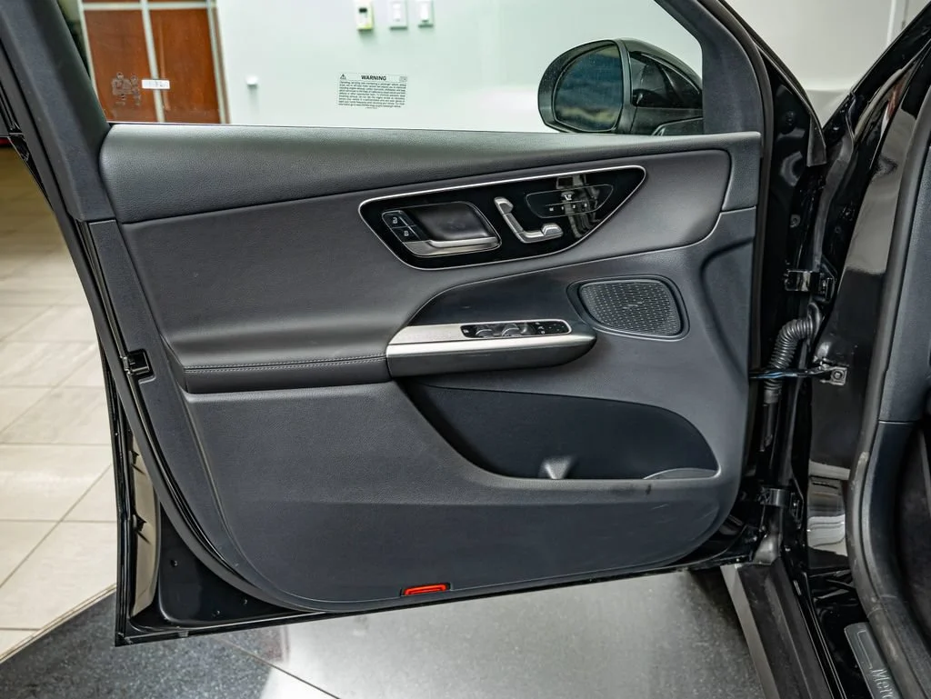 Certified Used 2026 Black Mercedes-Benz GLC 300 image 19