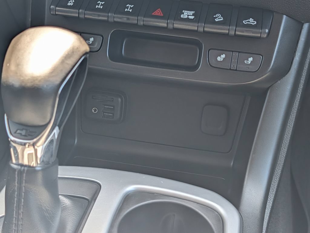 Certified Used 2022 Sand Dune Metallic Chevrolet ZR2 image 28