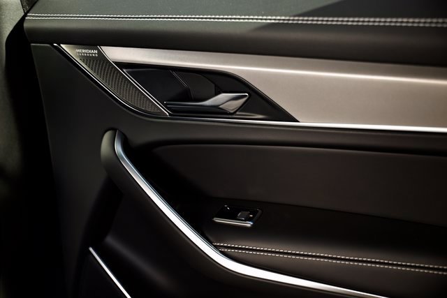 2026 Jaguar F-Pace R-Dynamic S - Photo 29