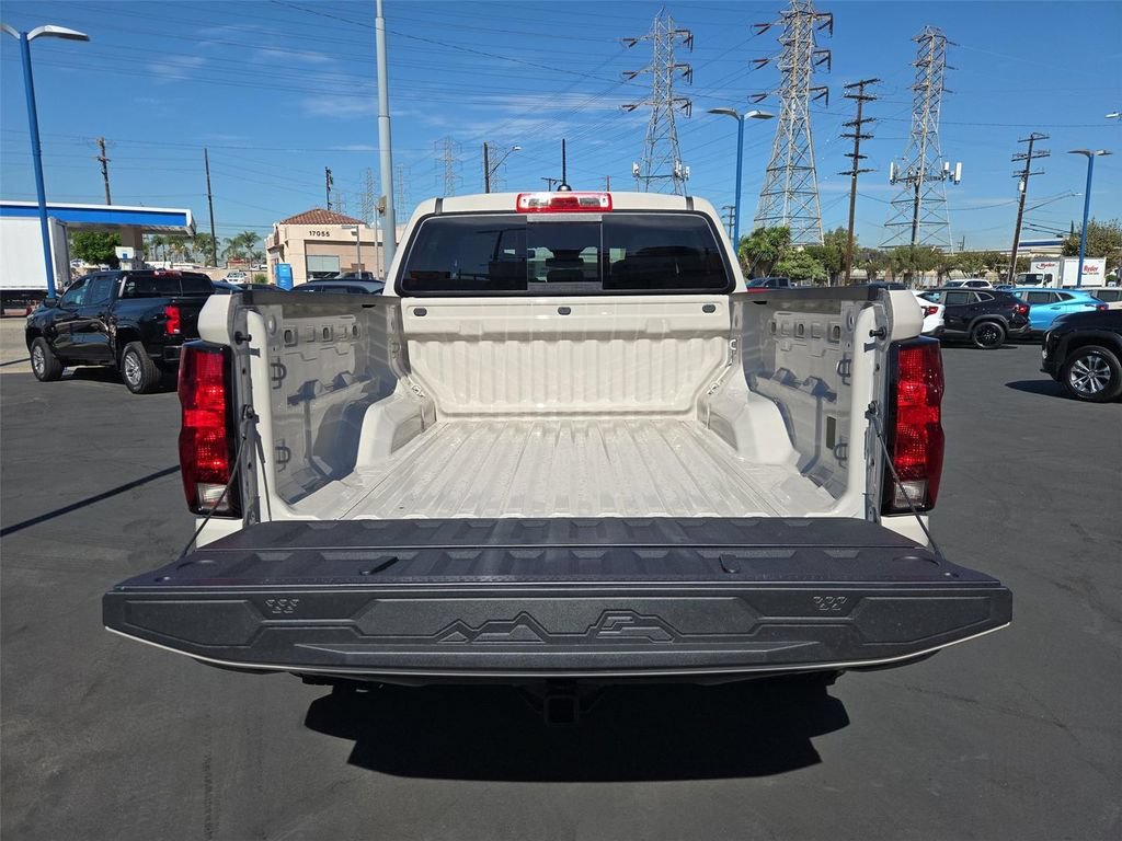 2026 Chevrolet Colorado Trail Boss - Photo 17