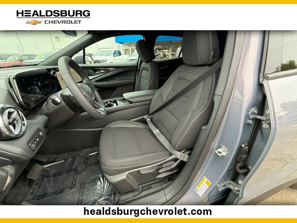 New 2026 Galaxy Gray Metallic Chevrolet LT image 9