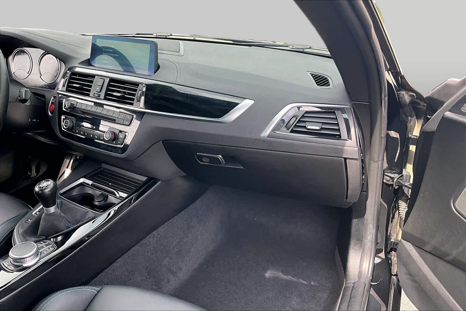 Used 2020 Black Sapphire Metallic BMW Competition image 15