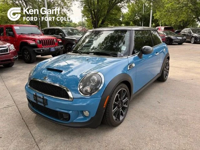 2013 MINI Cooper S's photo