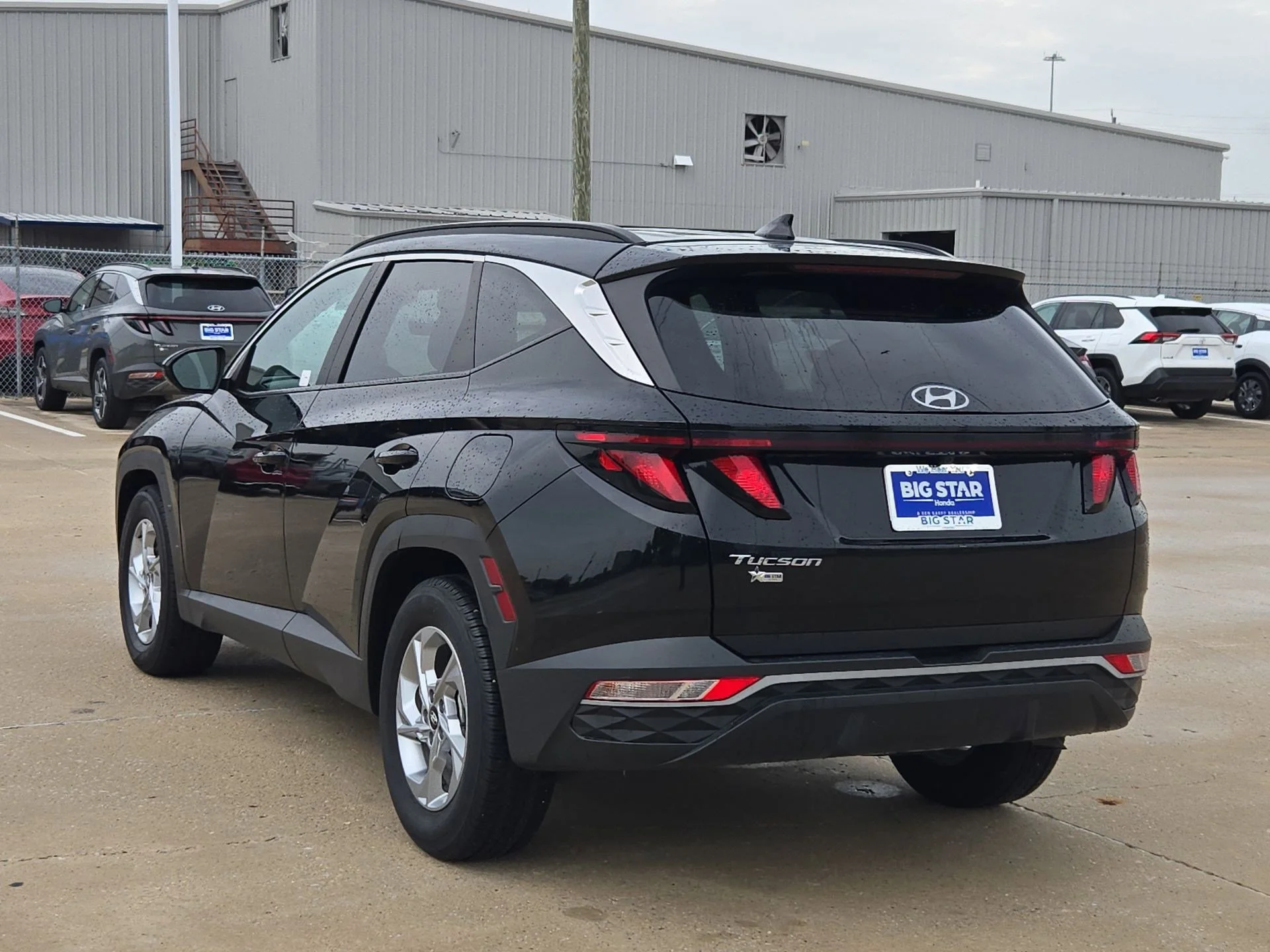 Used 2024 Black Pearl Hyundai SEL image 5