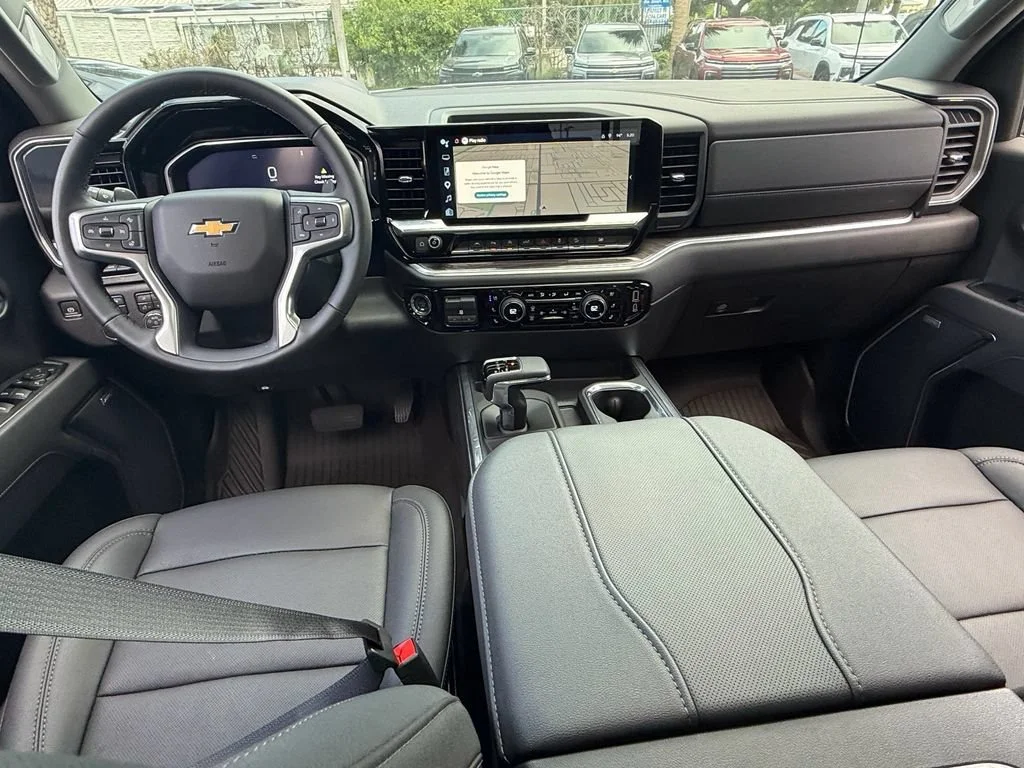 2026 Chevrolet Silverado 1500 LTZ - Photo 8