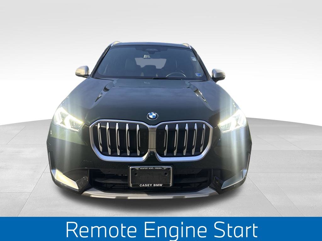 Used 2024 Green BMW xDrive28i image 6