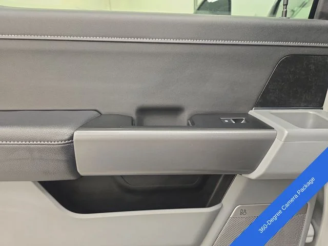 New 2026 Avalanche Ford F-350® XLT image 22