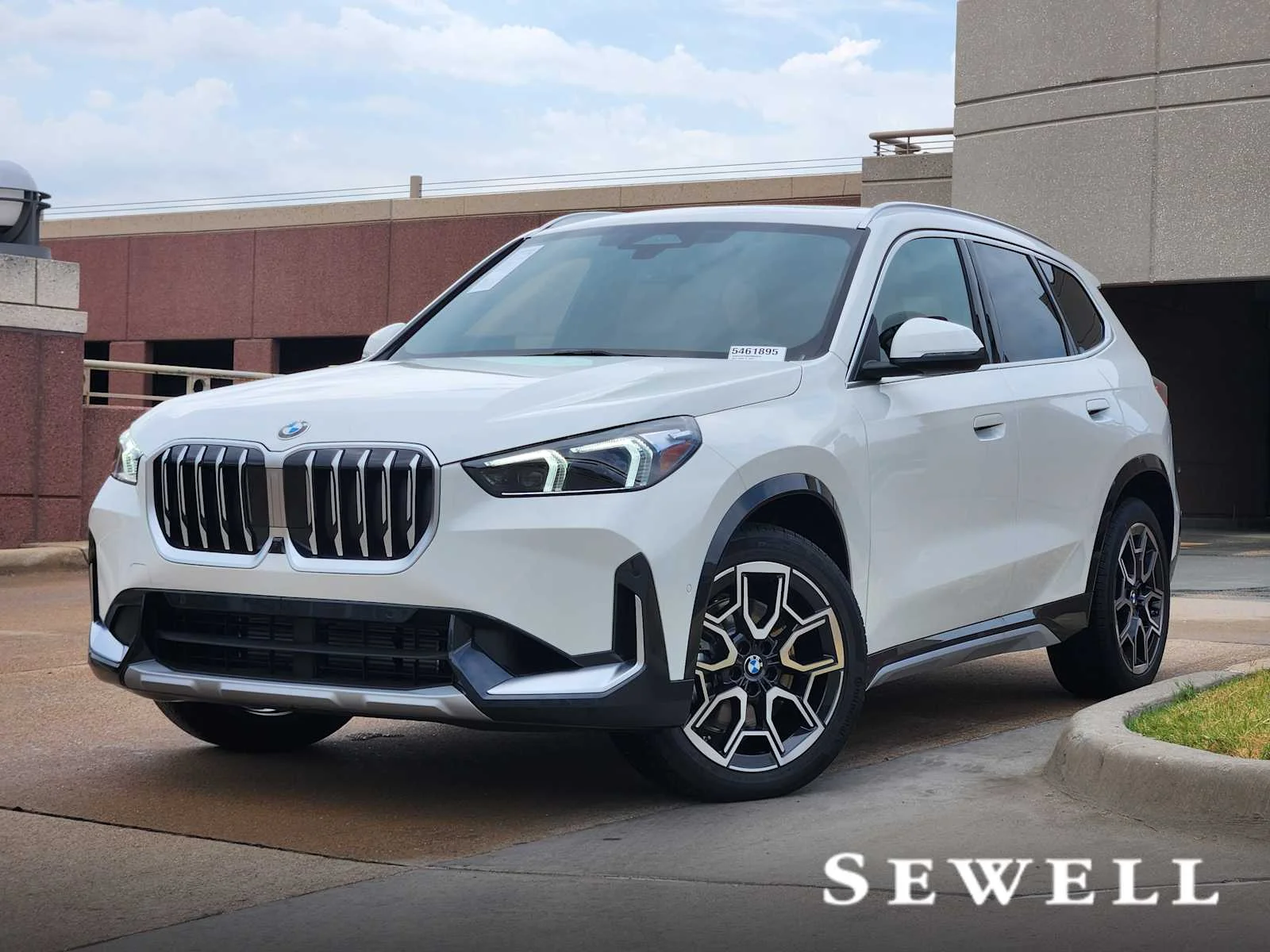 2027 BMW X1