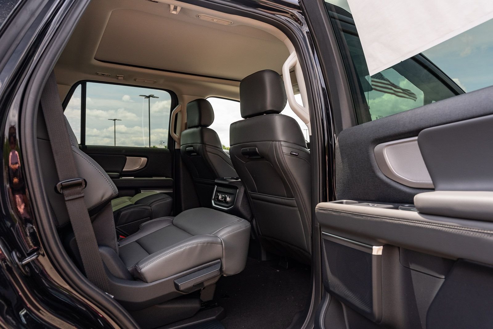 New 2026 Agate Black Metallic Ford Active image 9