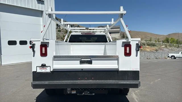 2026 GMC Sierra 3500HD Pro - Photo 4