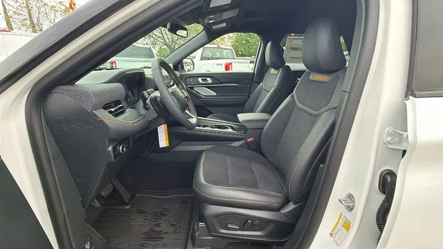 New 2026 Star White Metallic Tri-Coat Ford Tremor® image 65