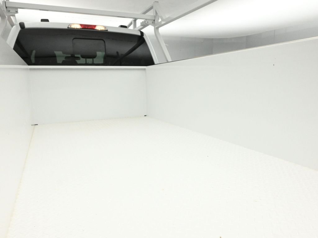 New 2026 Oxford White Ford XL image 23