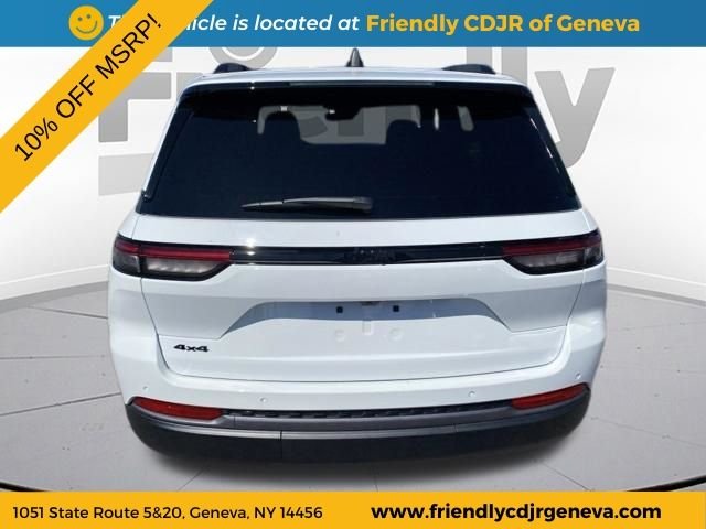 New 2026 Bright White Clear-Coat Exterior Paint Jeep Limited image 4