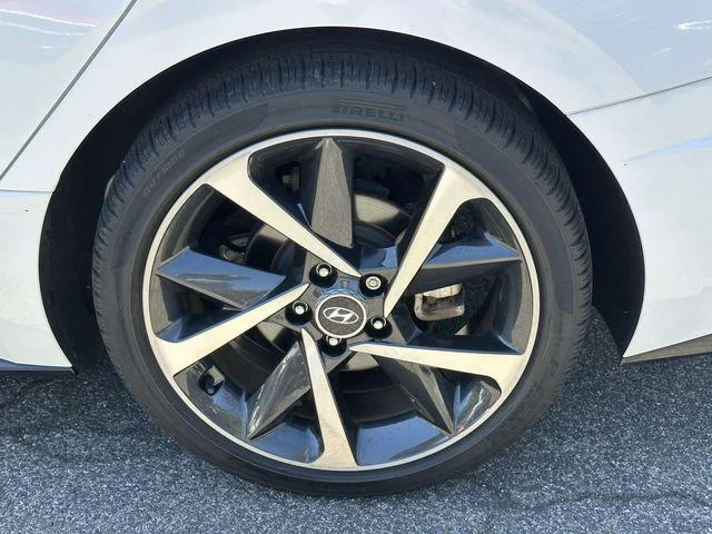 Used 2023 Serenity White Hyundai SEL Plus image 10