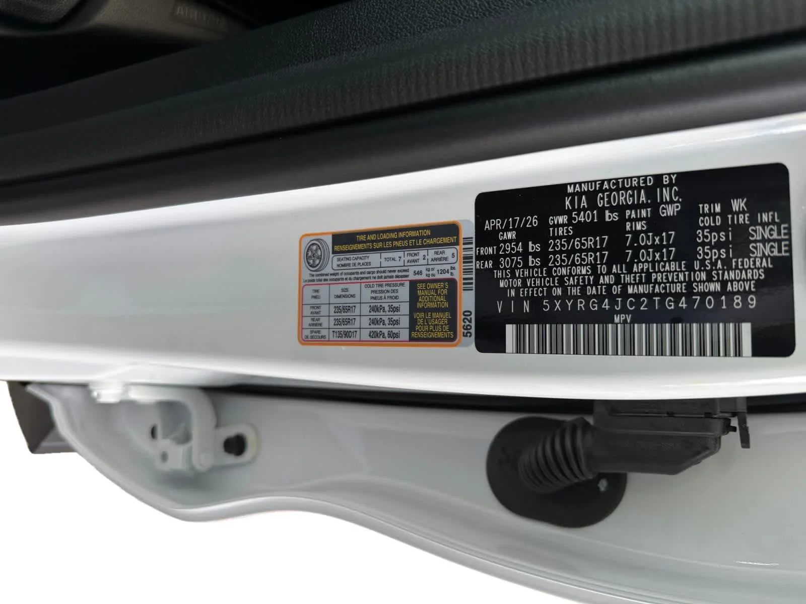 New 2026 Glacial White Pearl Kia LX image 25