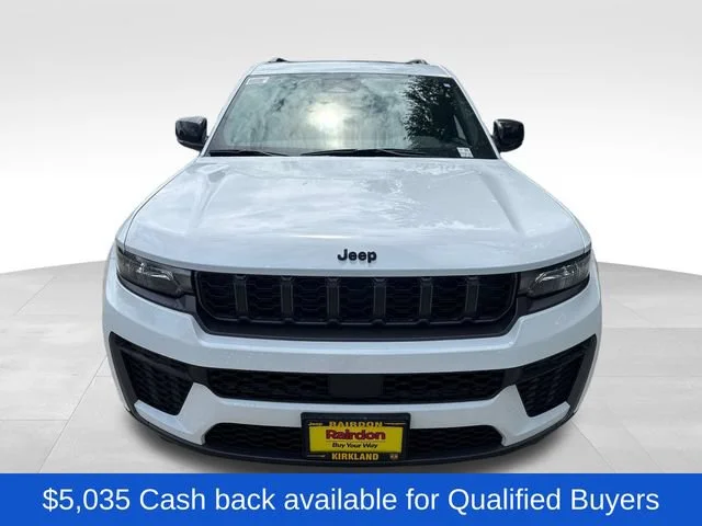 New 2026 Bright White Clear-Coat Exterior Paint Jeep Altitude image 2