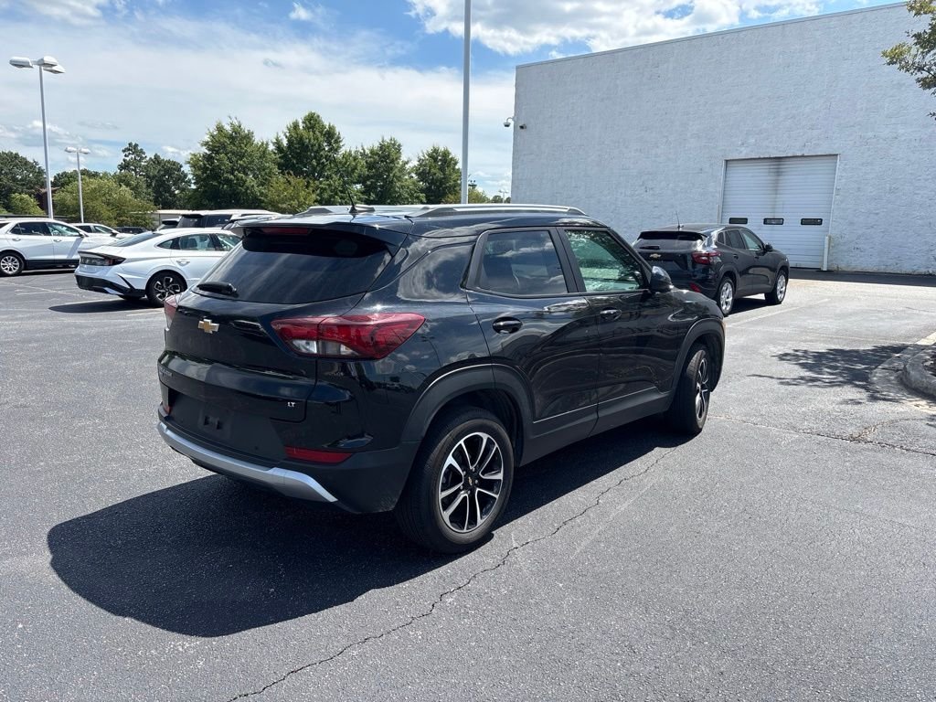 Used 2024 Black Chevrolet LT image 3