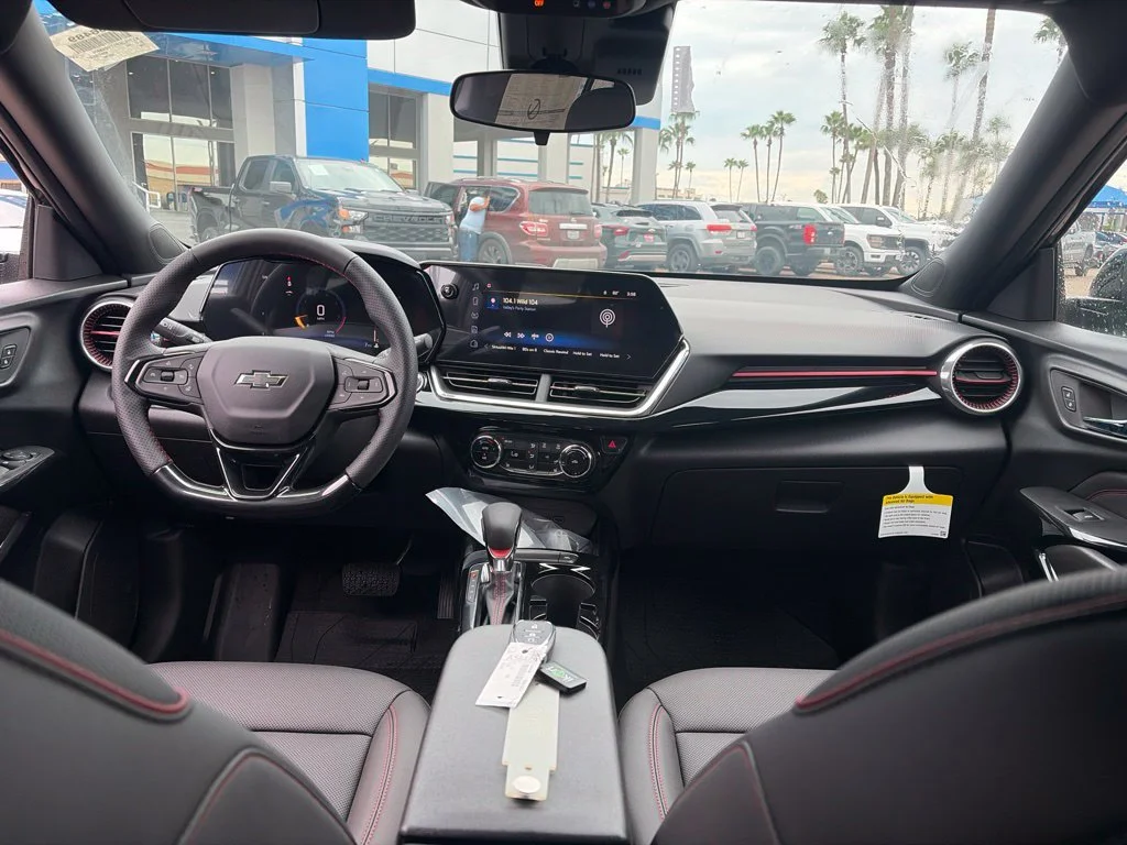 2026 Chevrolet Trax RS - Photo 12