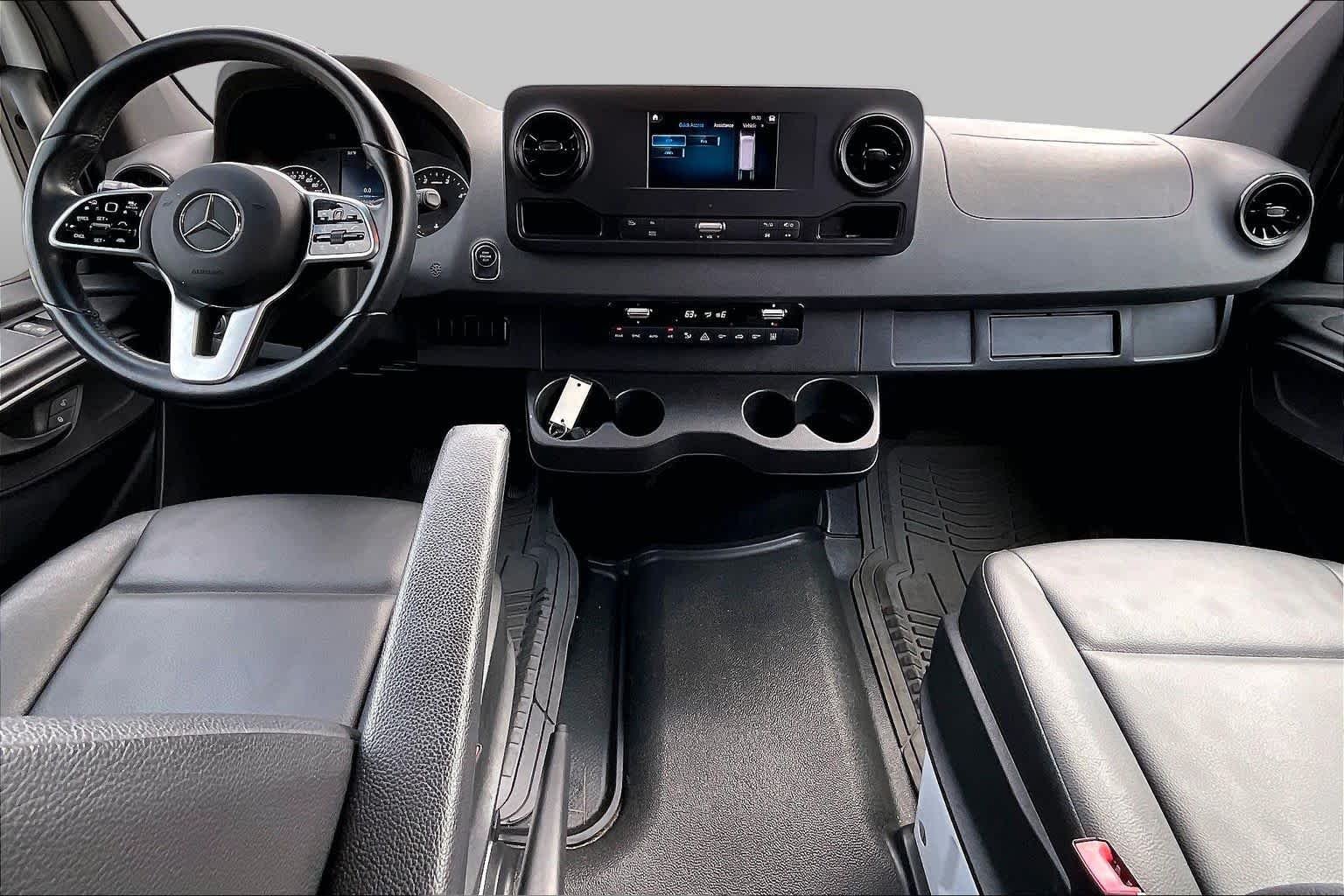 Used 2021 Arctic White Mercedes-Benz  image 14