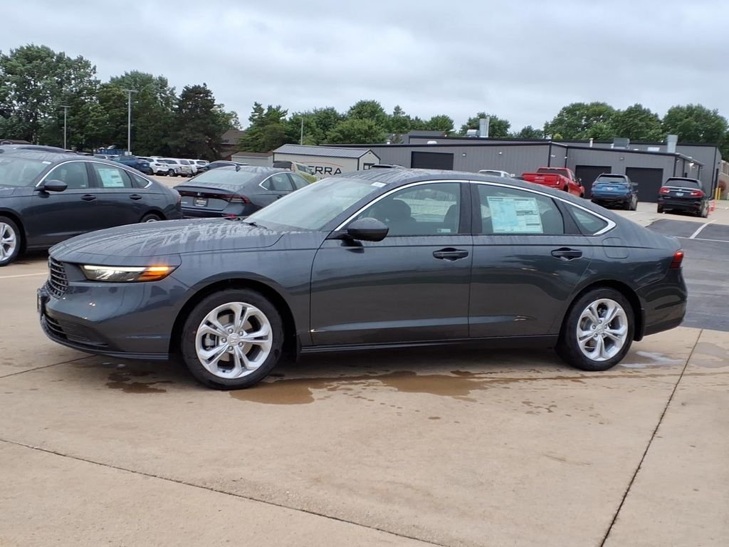 New 2026 Meteorite Gray Metallic Honda LX image 2