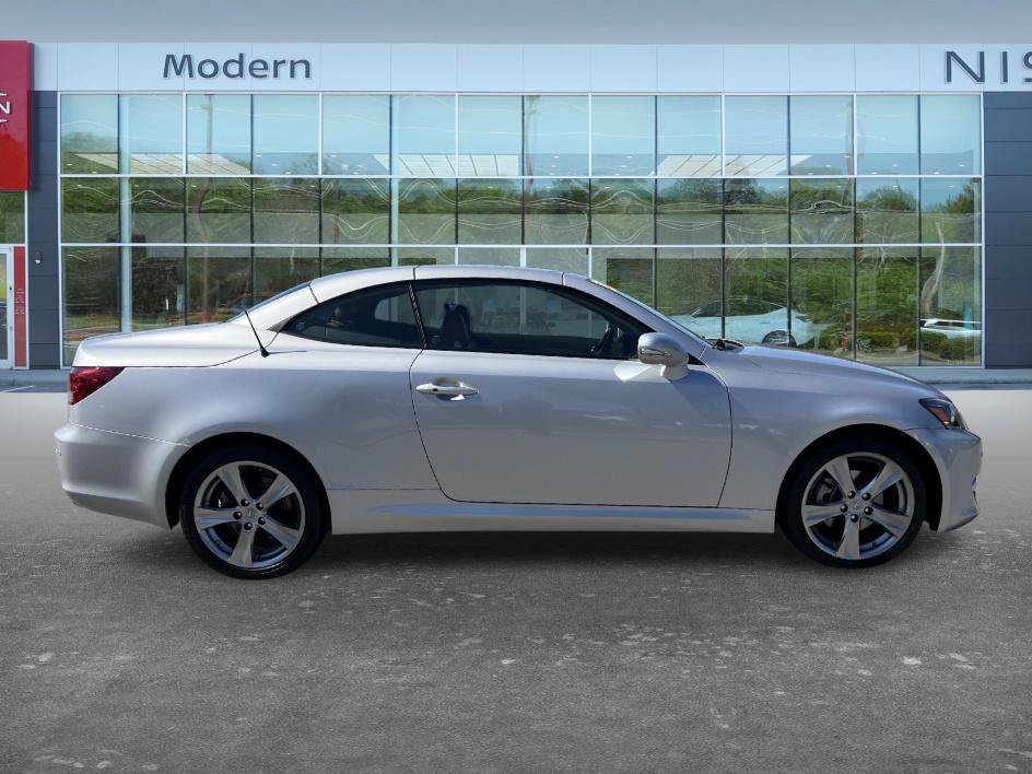 Used 2012 Mercury Metallic Lexus 250 C image 4