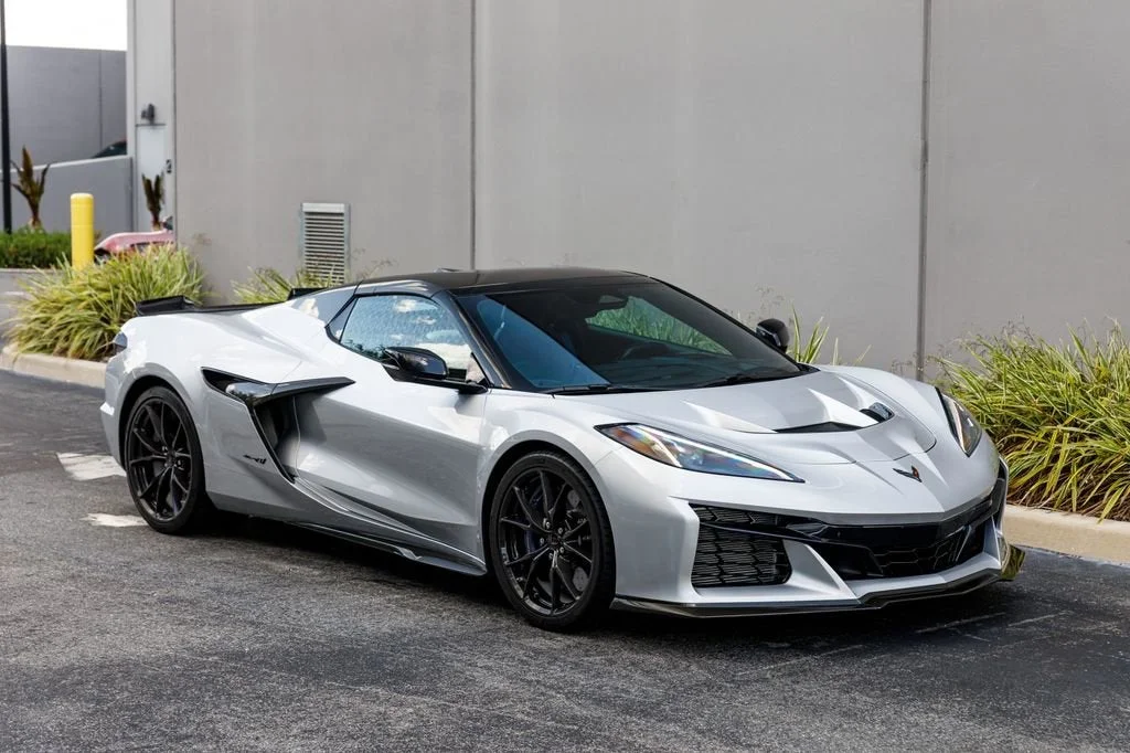 Used 2026 Blade Silver Metallic Chevrolet ZR1 image 7