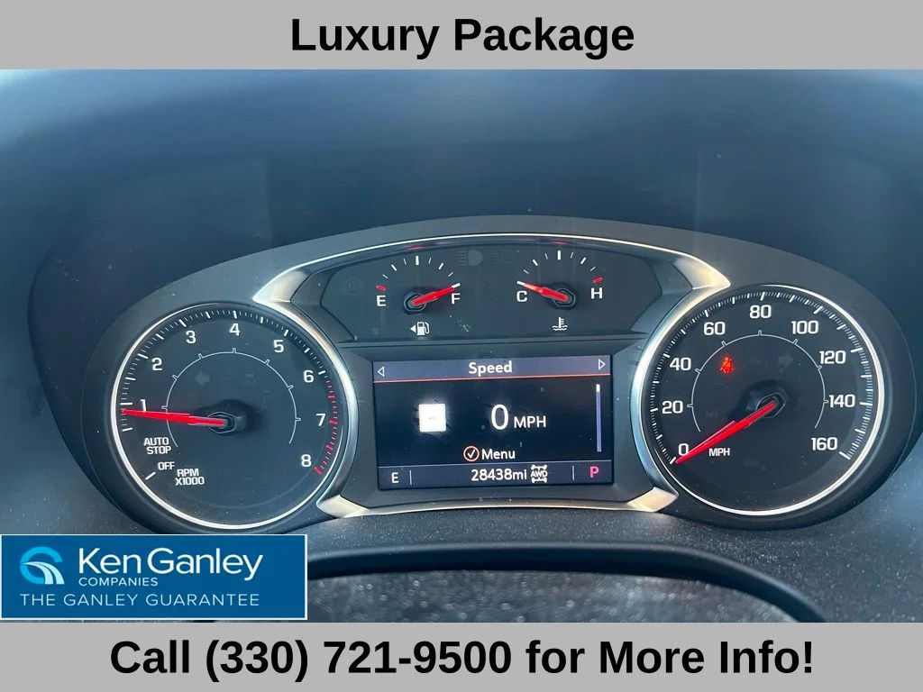Used 2023 White GMC SLT image 13