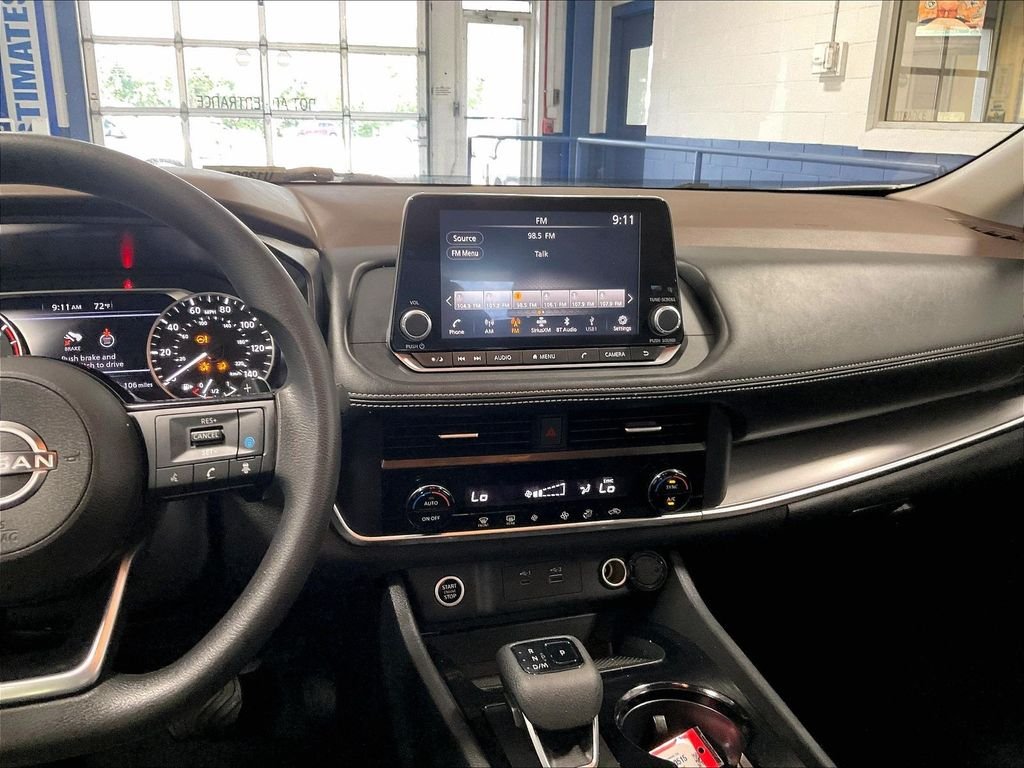 Used 2023 White Nissan SV image 18