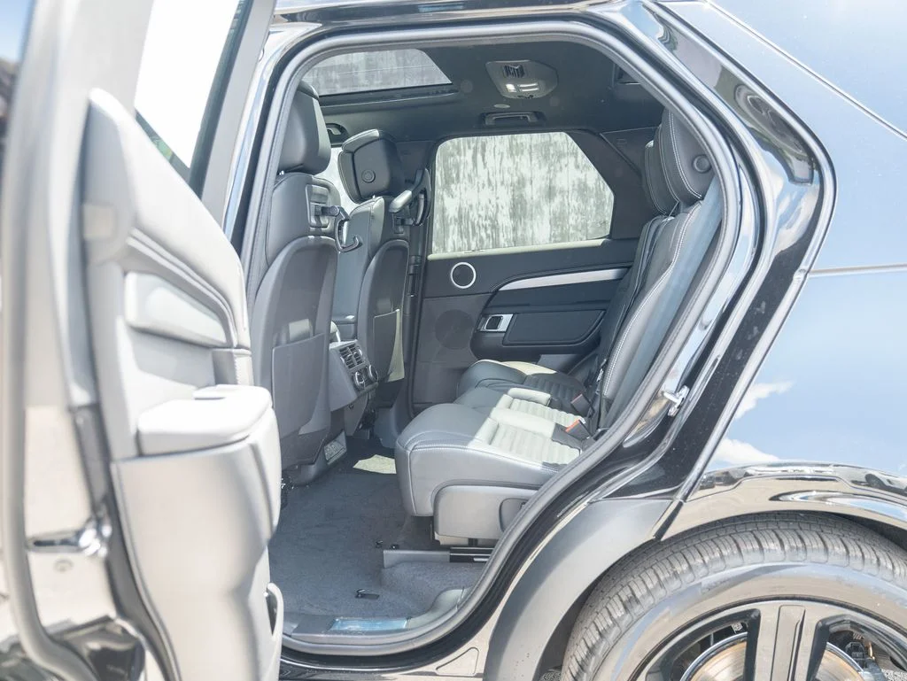 New 2026 Santorini Black Land Rover  image 20