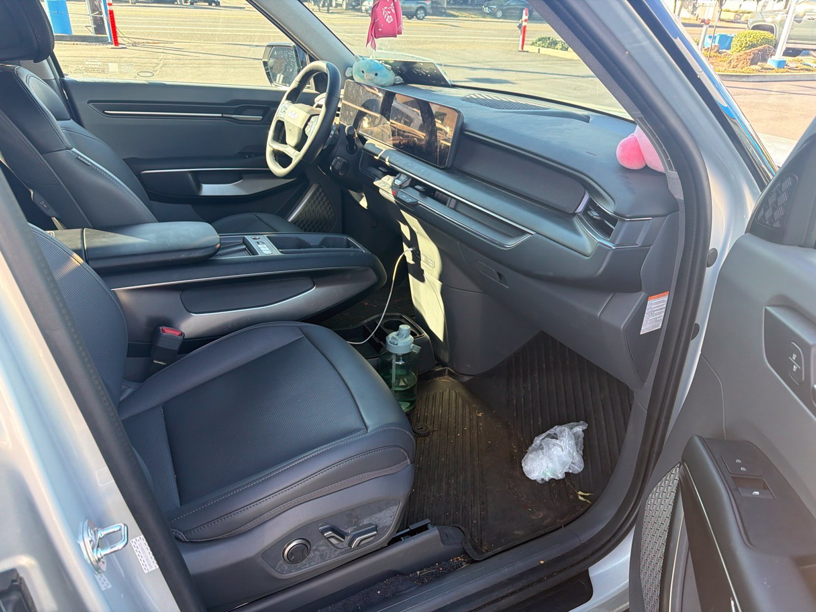 Used 2026 Ivory Silver Kia Light Long Range image 5