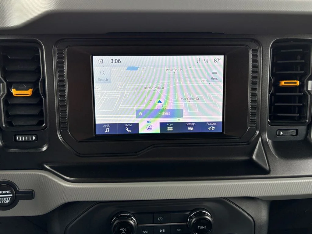 Used 2023 Gray Ford Badlands image 21