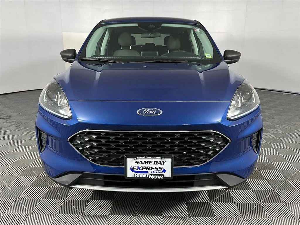Used 2022 Atlas Blue Ford SE image 10