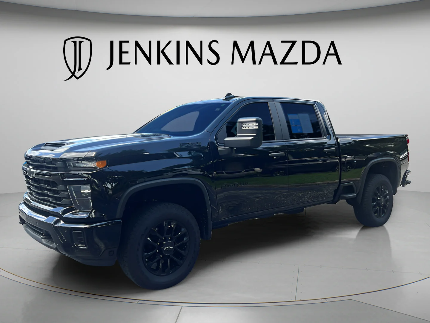Used 2025 Black Chevrolet Custom image 3