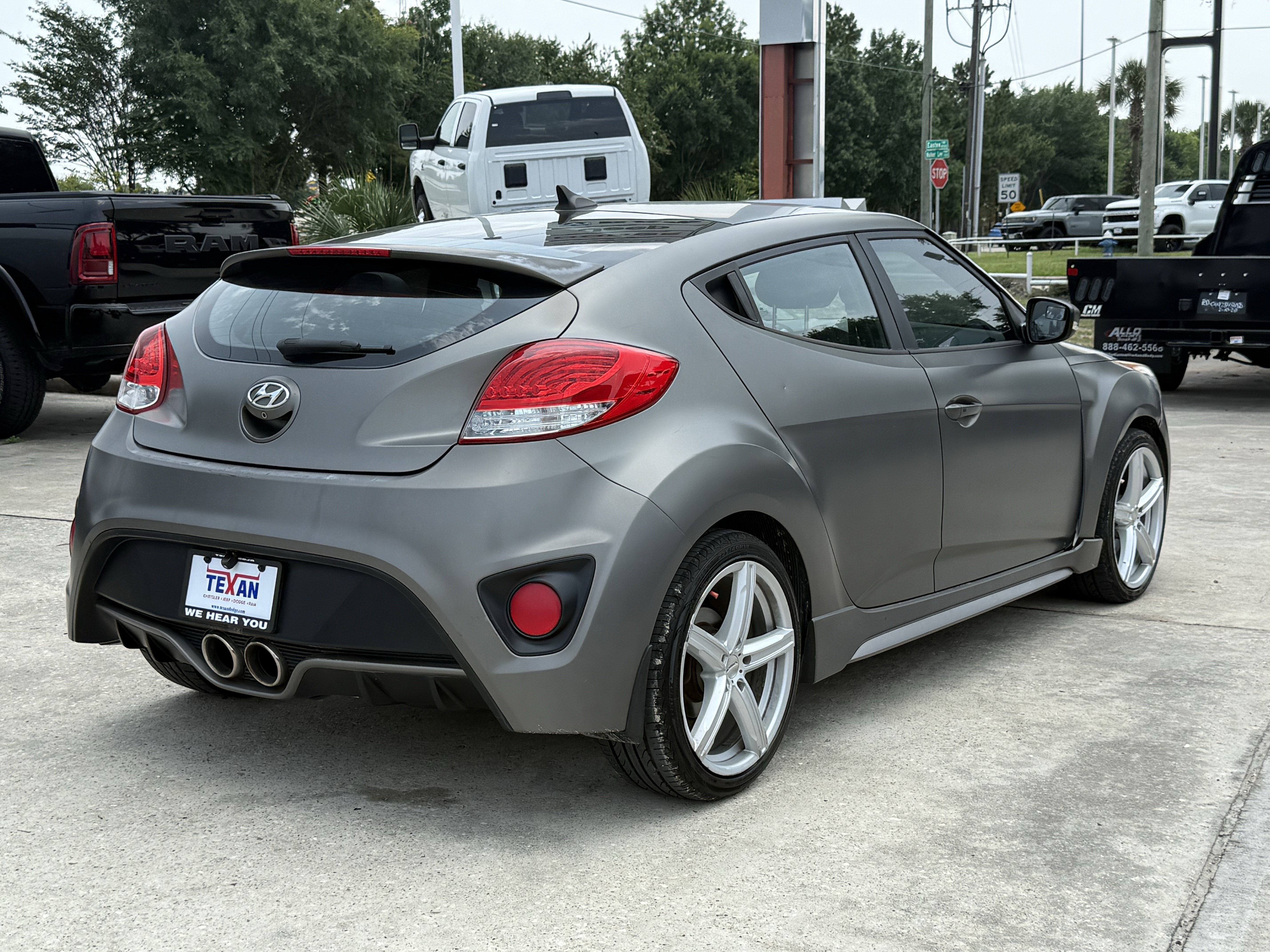 Used 2016 Matte Gray Hyundai Turbo image 5