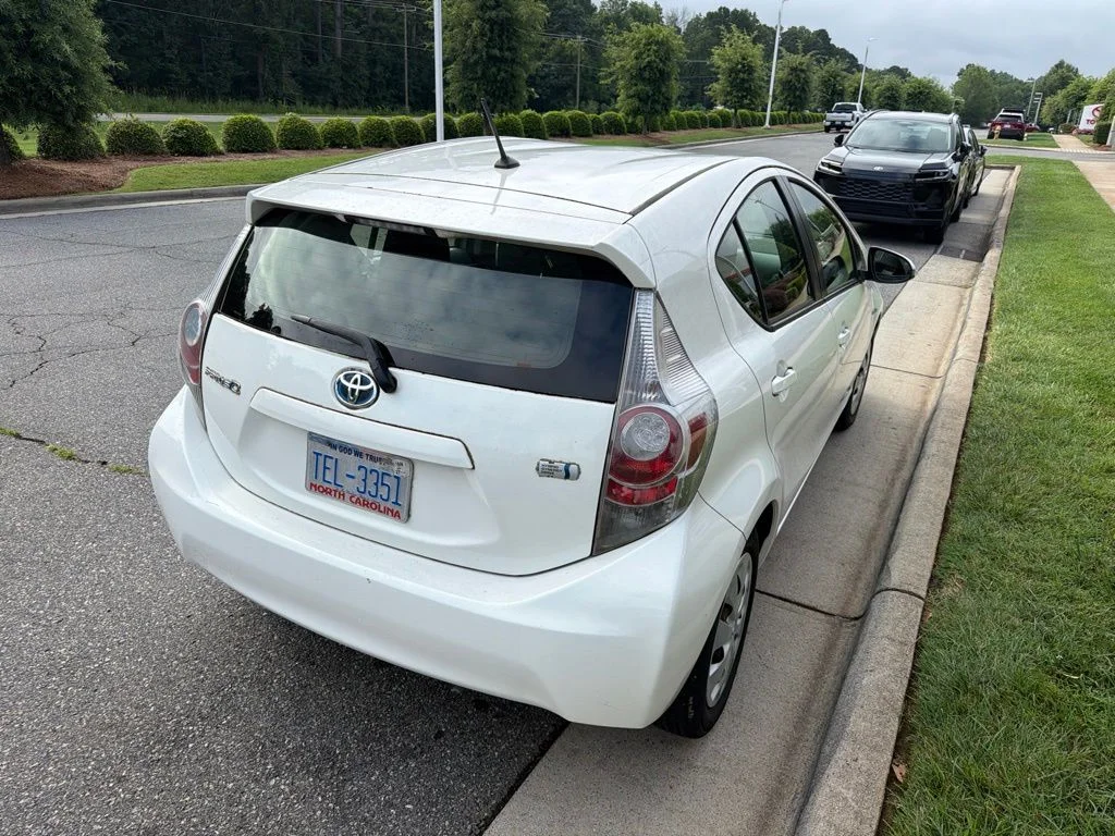 Used 2012 Blue Toyota Two image 16