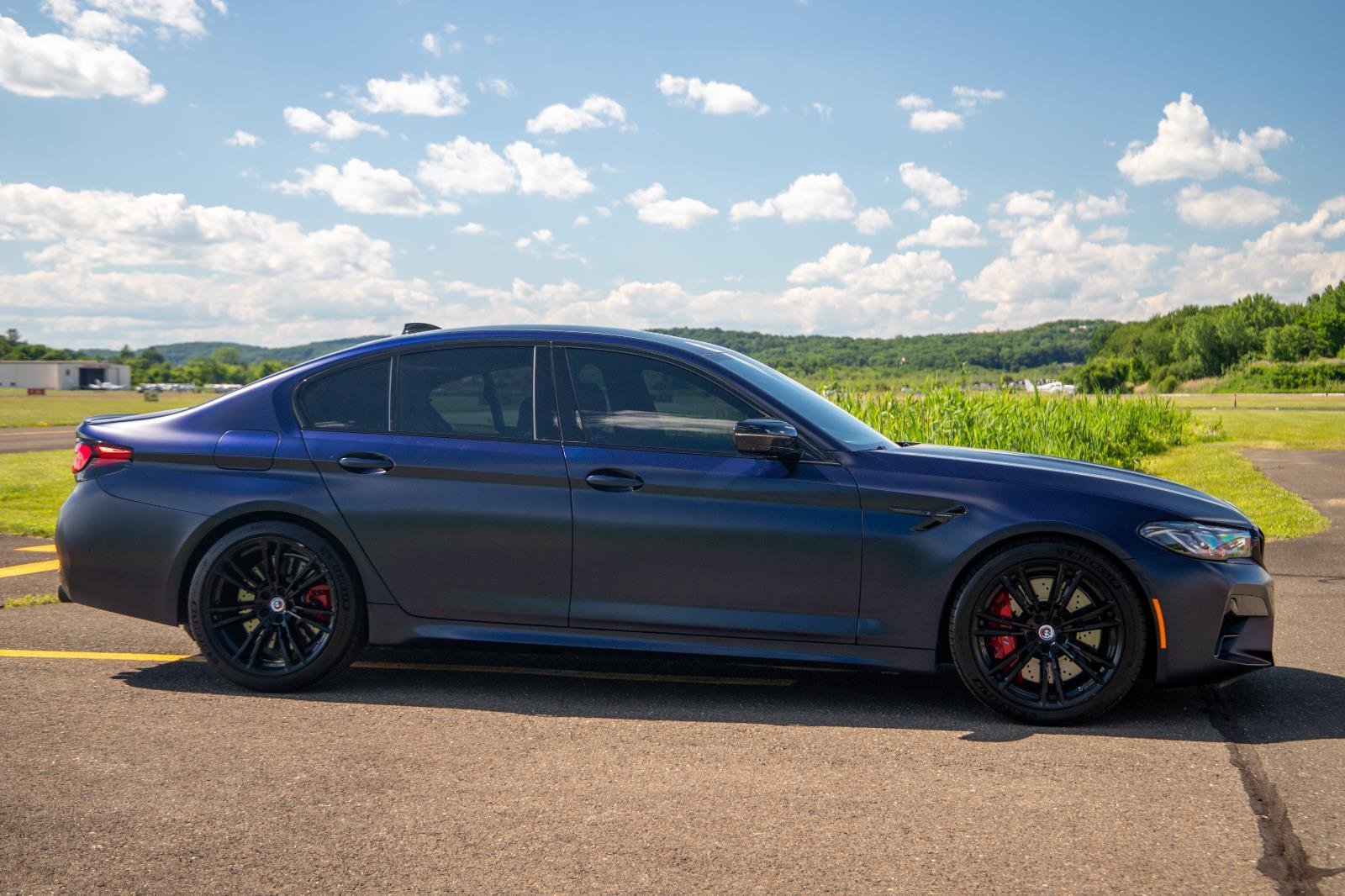 Used 2023 BLUE BMW  image 9