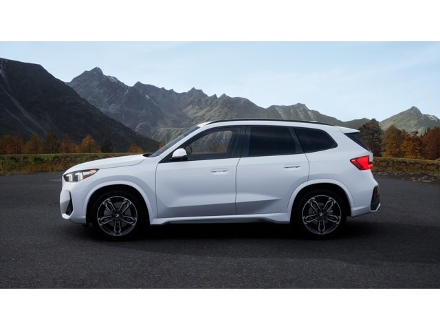 New 2027 Alpine White BMW xDrive28i image 4