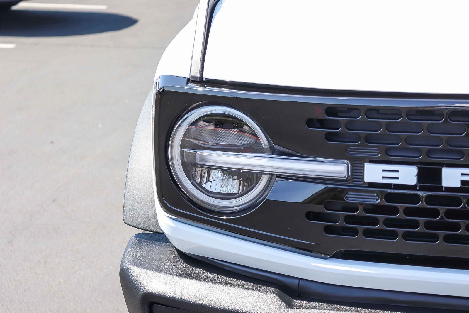 Used 2025 Oxford White Ford Outer Banks image 12