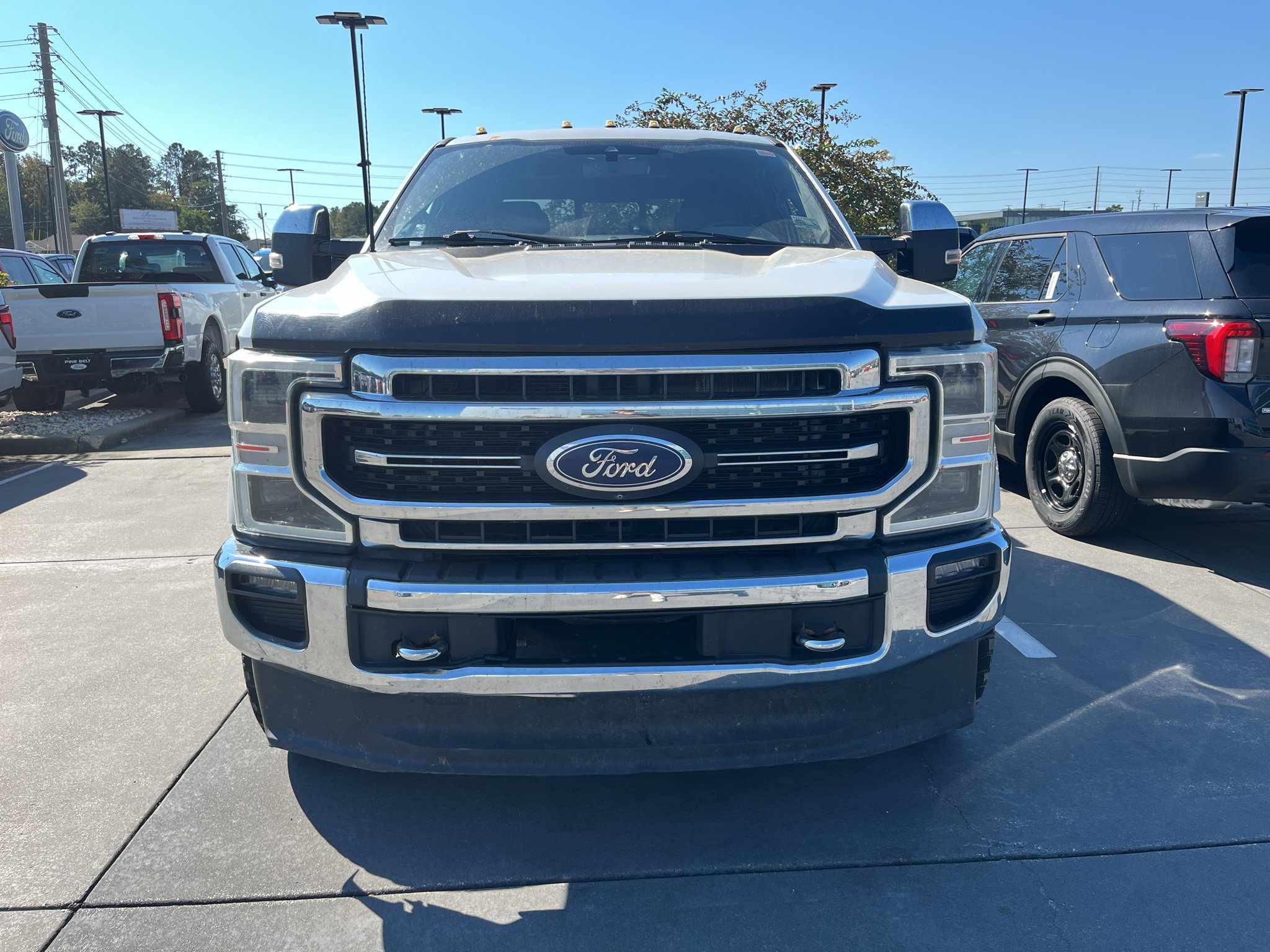 Used 2022 Star White Metallic Tri-Coat Ford LARIAT image 2