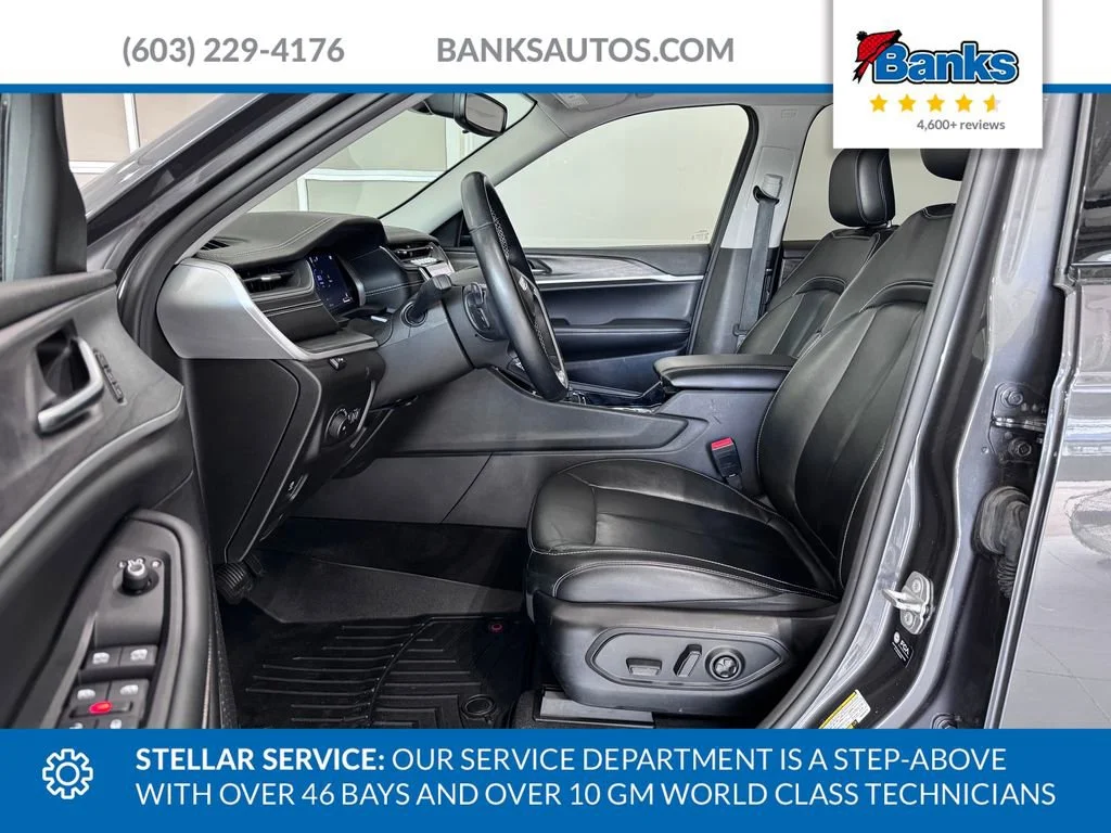Used 2022 Baltic Gray Metal Jeep Limited image 8