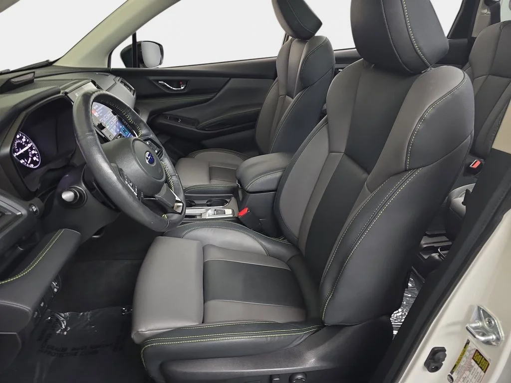 Used 2024 White Subaru Onyx Edition image 19