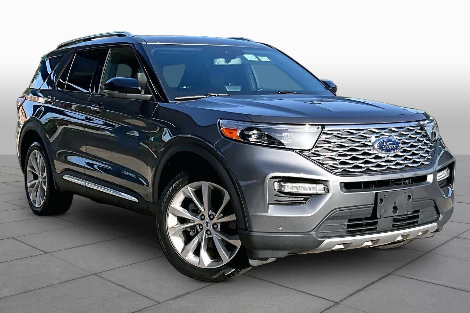 Used 2022 Carbonized Gray Ford Platinum image 3