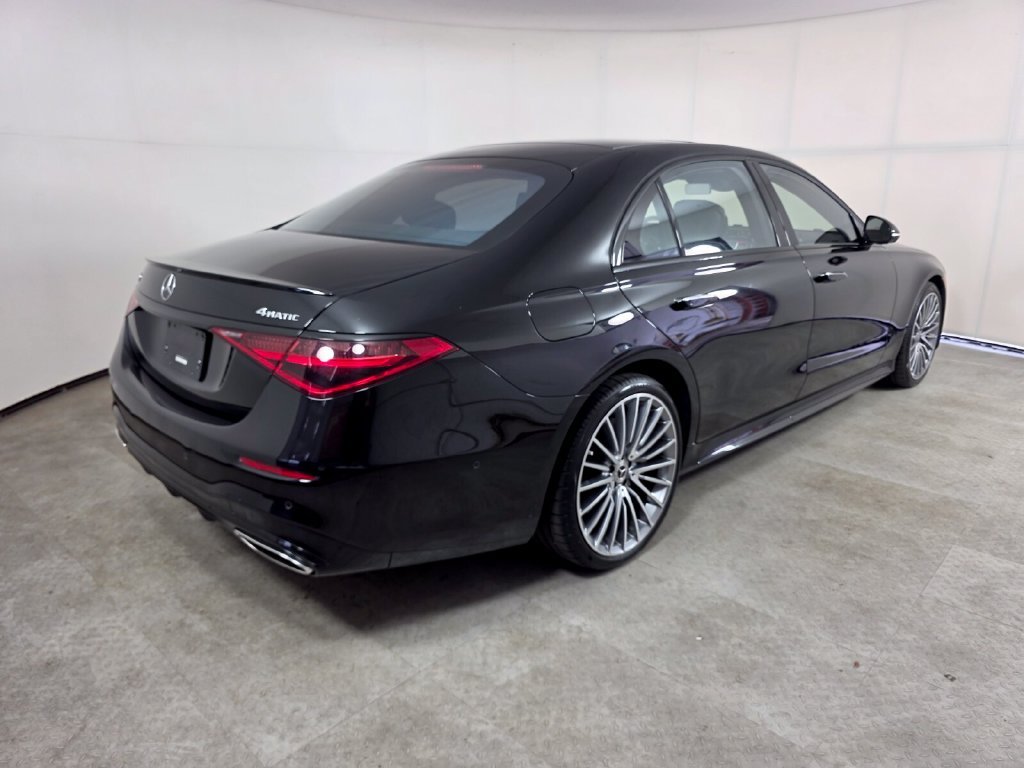 Certified Used 2022 Black Mercedes-Benz S 580 image 4