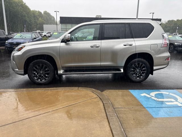 Used 2023 Silver Lexus 460 image 7