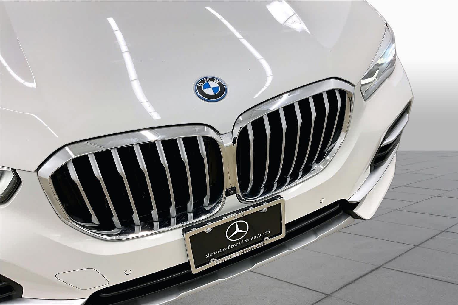 Used 2023 Alpine White BMW xDrive45e image 29