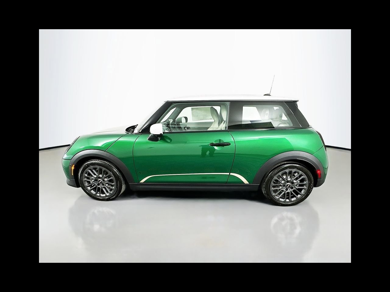 New 2026 British Racing Green IV Metallic MINI ICONIC image 8