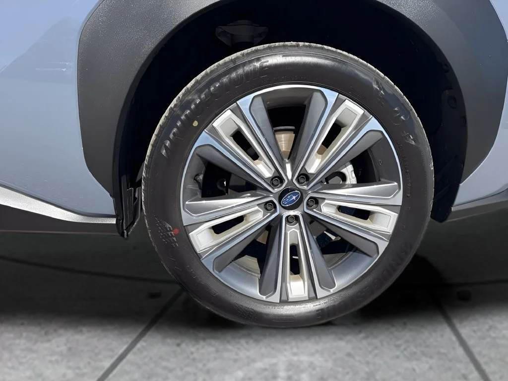 Used 2023 Gray Subaru Limited image 35